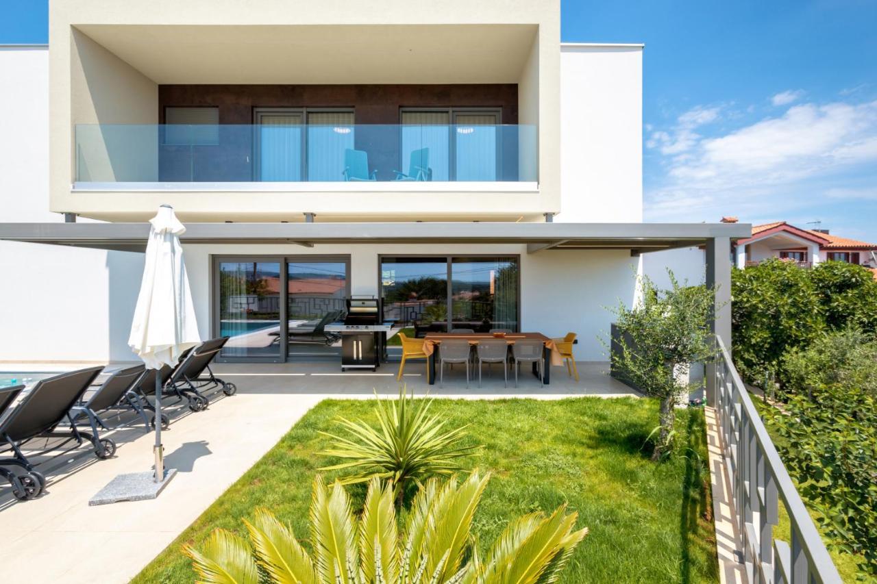 Villa Suenos - New & Modern - 2023 Medulin Exterior photo